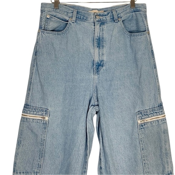 Levis High Loose Wide Leg Cargo Jeans Size 32 - Picture 4 of 9